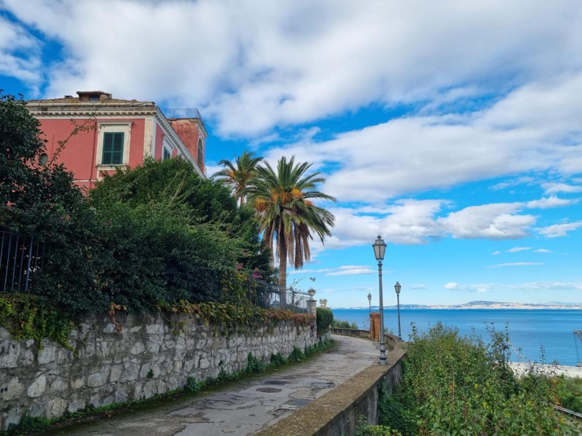 Relais Al Castello Acomodação com café da manhã Castellammare di Stabia Exterior foto