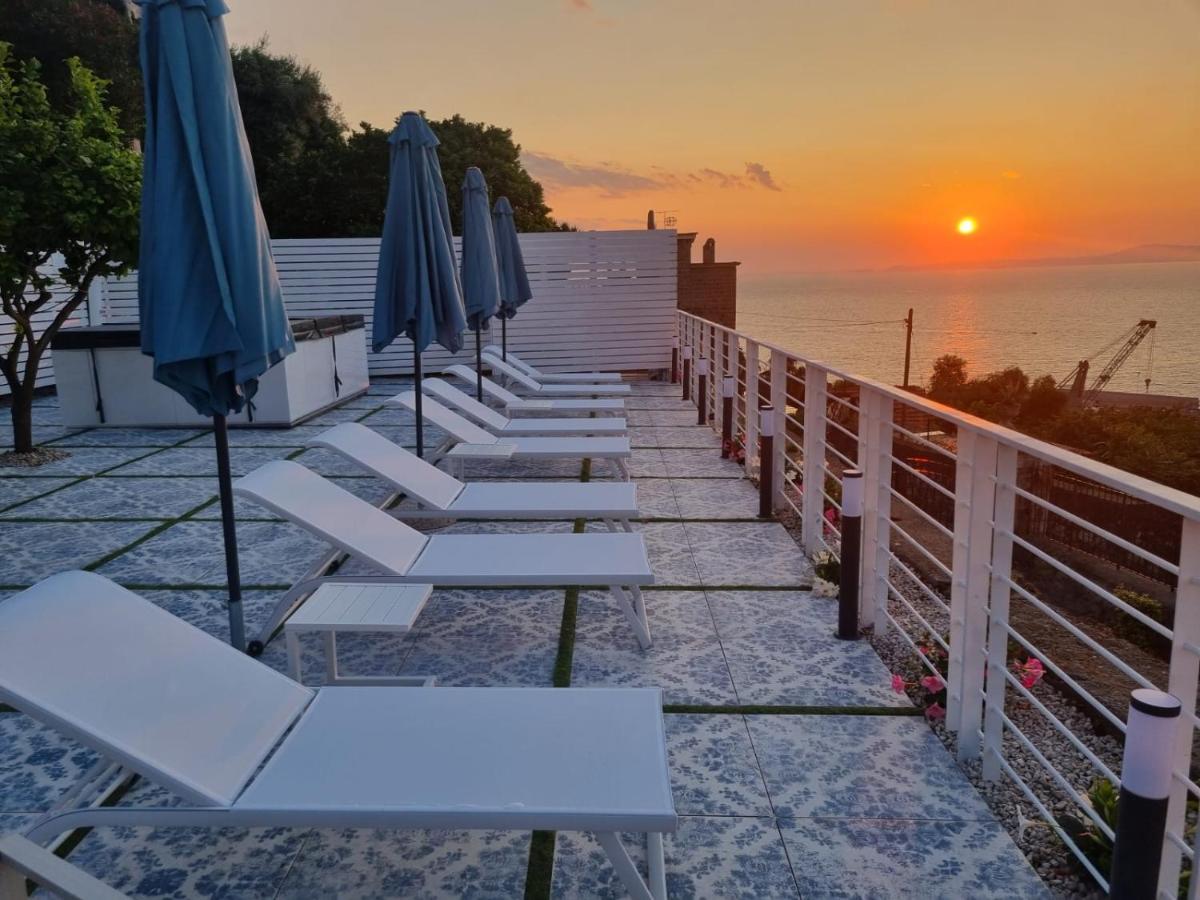 Relais Al Castello Acomodação com café da manhã Castellammare di Stabia Exterior foto